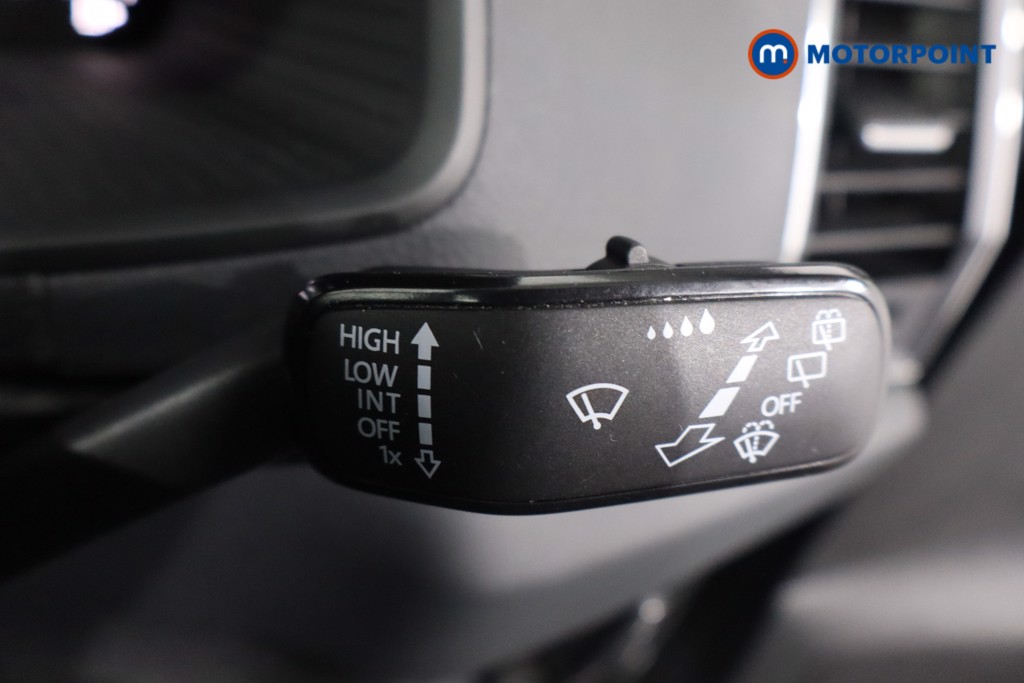 Skoda Karoq Se L Manual Diesel SUV - Stock Number (1606015) - 15th supplementary image