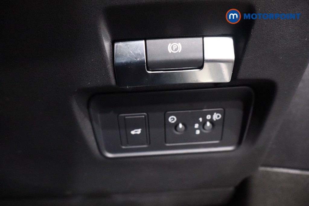 Land Rover Range Rover Evoque R-Dynamic Manual Diesel SUV - Stock Number (1607070) - 17th supplementary image