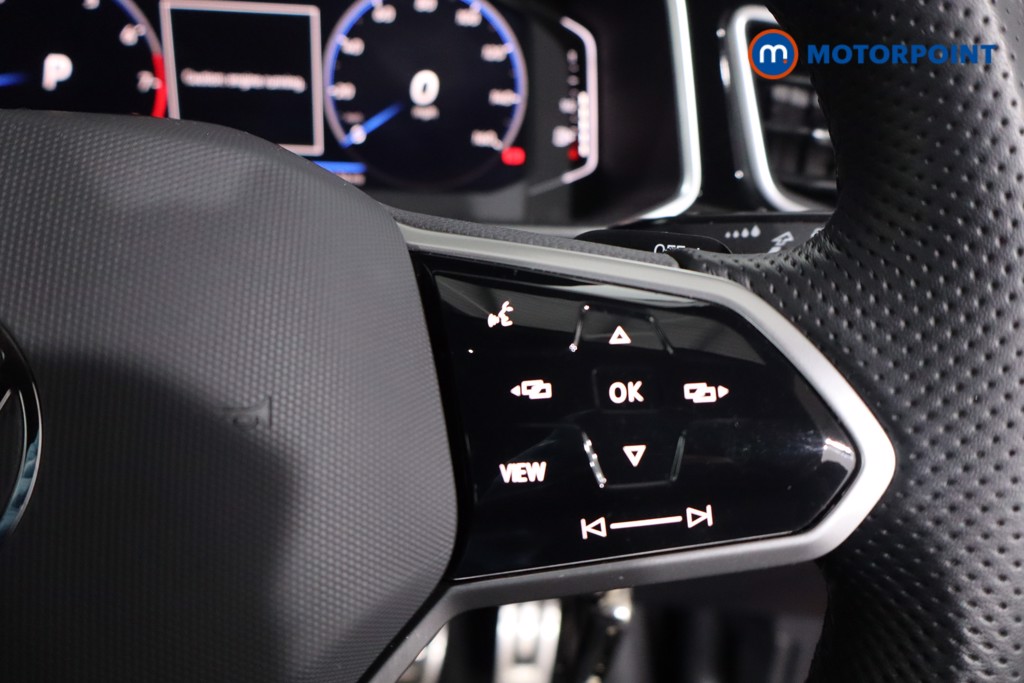 Volkswagen T-Roc R-Line Automatic Petrol SUV - Stock Number (1607189) - 8th supplementary image