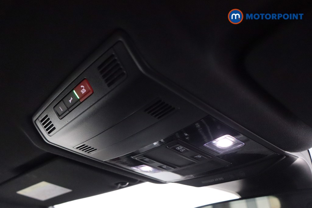 Volkswagen T-Roc R-Line Automatic Petrol SUV - Stock Number (1607189) - 21st supplementary image