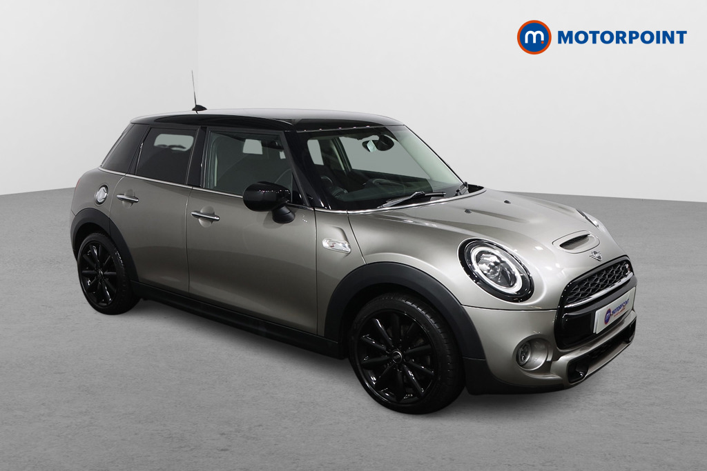 Mini Hatchback Cooper S Classic Automatic Petrol Hatchback - Stock Number (1607259) - Drivers side front corner