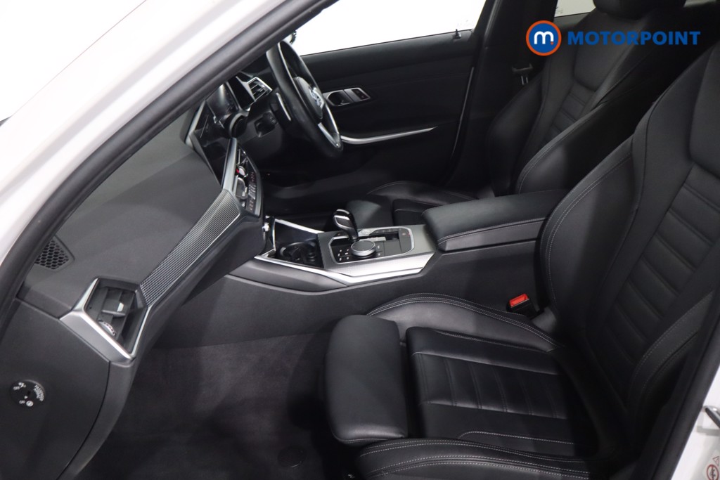 BMW 3 Series M Sport Automatic Petrol Plug-In Hybrid Estate - Stock Number (1607264) - 4th supplementary image