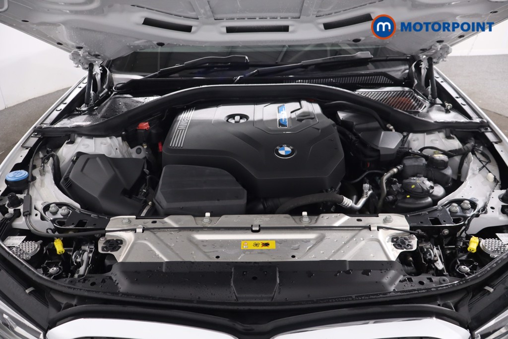 BMW 3 Series M Sport Automatic Petrol Plug-In Hybrid Estate - Stock Number (1607264) - 31st supplementary image