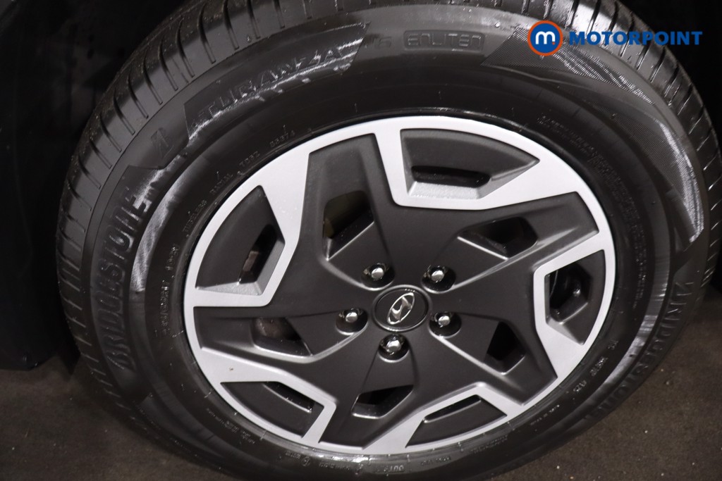 Hyundai Santa Fe Premium Automatic Petrol-Electric Hybrid SUV - Stock Number (1607461) - 11th supplementary image