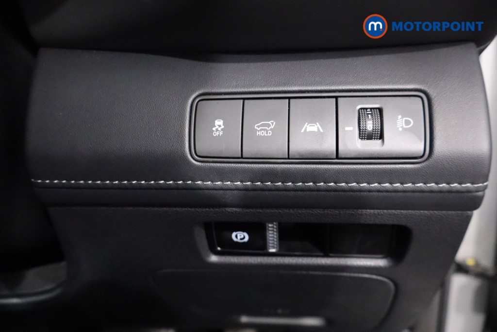 Hyundai Santa Fe Premium Automatic Petrol-Electric Hybrid SUV - Stock Number (1607461) - 17th supplementary image