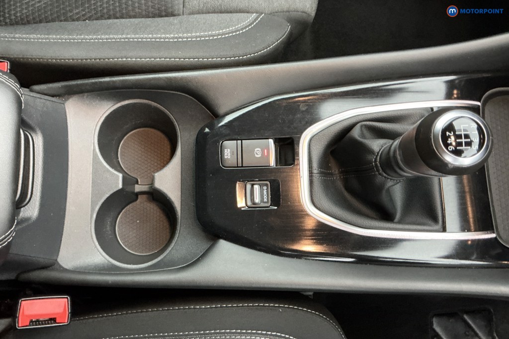 Nissan Qashqai N-Connecta Manual Petrol SUV - Stock Number (1591076) - 28th supplementary image
