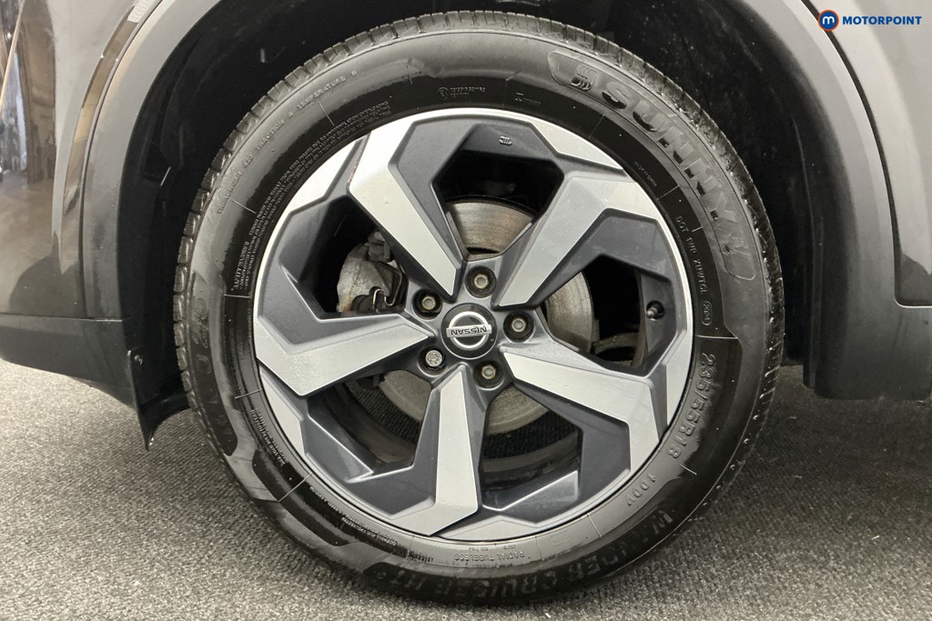 Nissan Qashqai N-Connecta Manual Petrol SUV - Stock Number (1591076) - 44th supplementary image