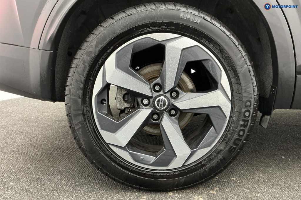 Nissan Qashqai N-Connecta Manual Petrol SUV - Stock Number (1591076) - 46th supplementary image