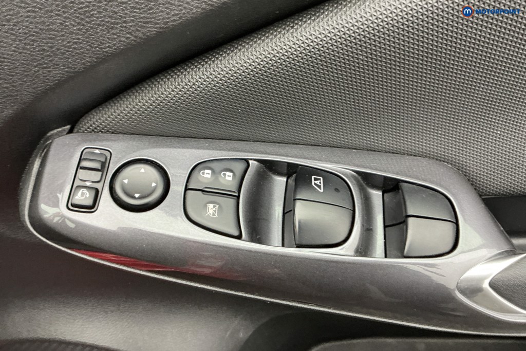 Nissan Juke Acenta Automatic Petrol SUV - Stock Number (1601380) - 26th supplementary image