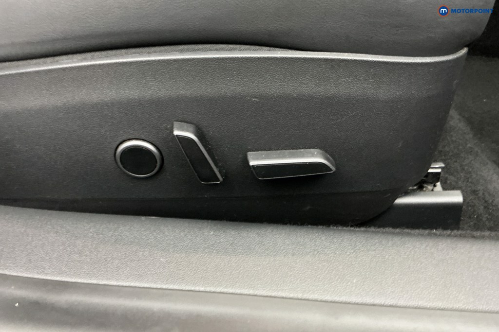 Tesla Model 3 Long Range Automatic Electric Saloon - Stock Number (1605135) - 15th supplementary image