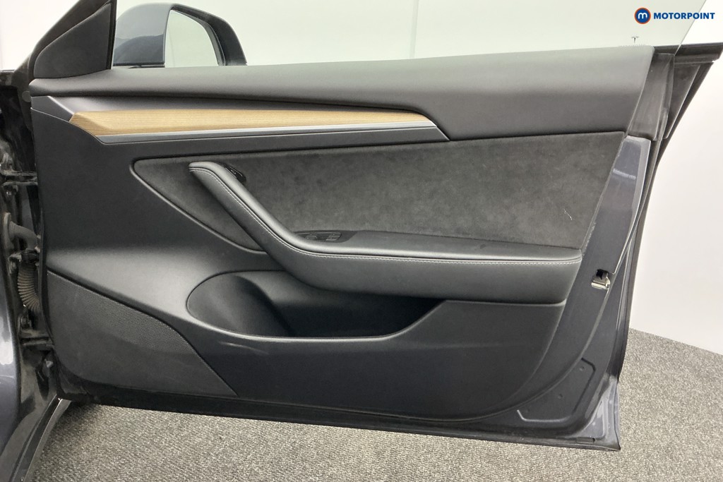 Tesla Model 3 Long Range Automatic Electric Saloon - Stock Number (1605135) - 27th supplementary image