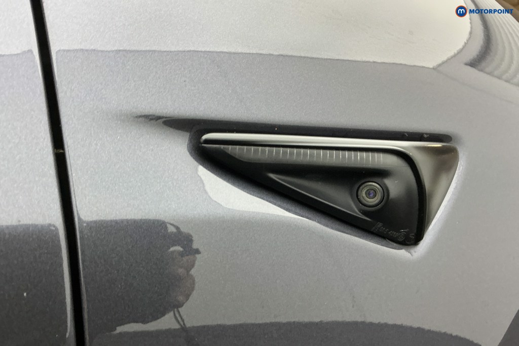 Tesla Model 3 Long Range Automatic Electric Saloon - Stock Number (1605135) - 33rd supplementary image