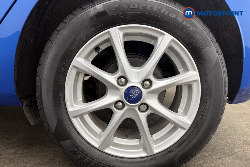 Ford Fiesta Zetec Manual Petrol Hatchback - Stock Number (1542031) - 11th supplementary image