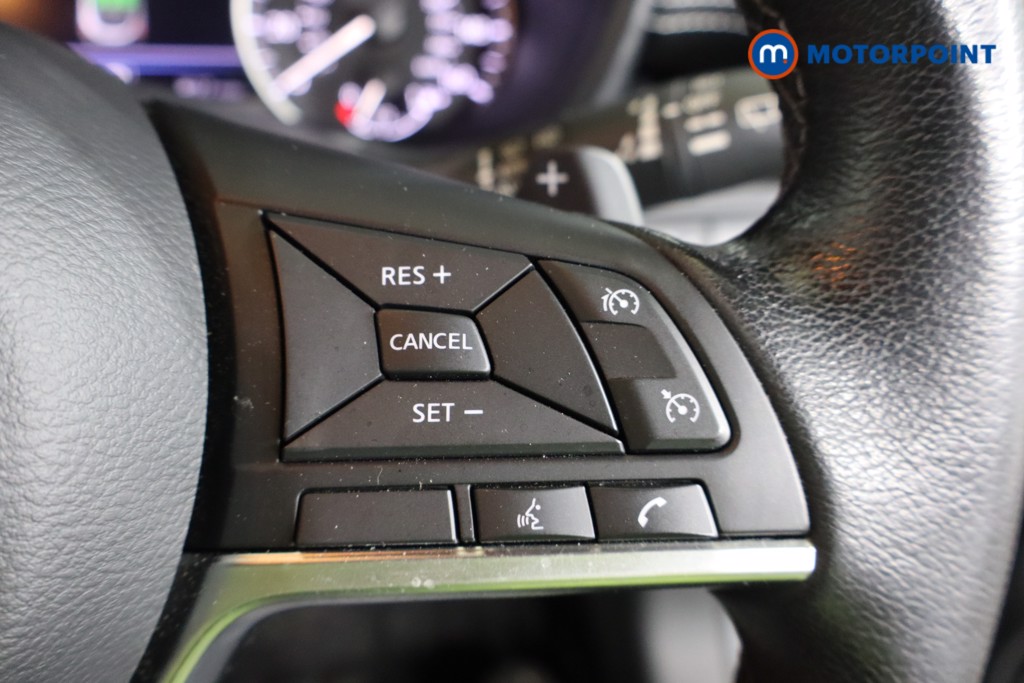 Nissan Juke N-Connecta Automatic Petrol SUV - Stock Number (1586043) - 14th supplementary image