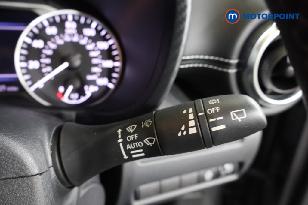 Nissan Juke N-Connecta Automatic Petrol SUV - Stock Number (1586043) - 16th supplementary image