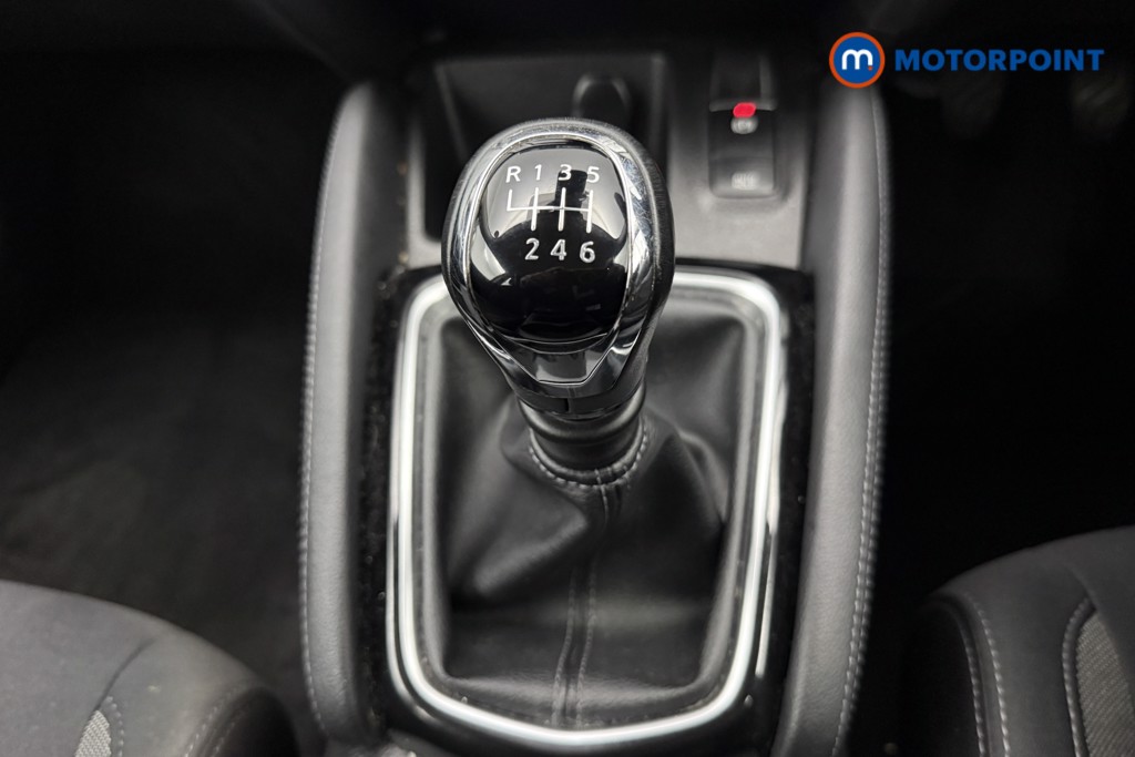 Nissan Qashqai Acenta Premium Manual Petrol SUV - Stock Number (1590018) - 7th supplementary image