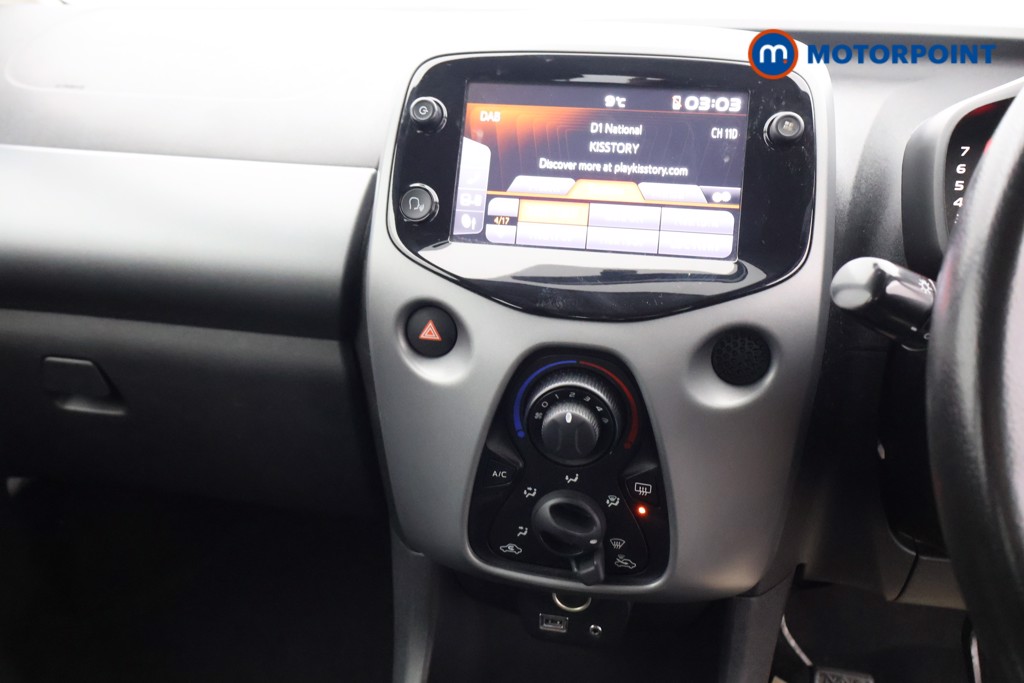 Toyota Aygo X-Play Manual Petrol Hatchback - Stock Number (1593295) - 9th supplementary image