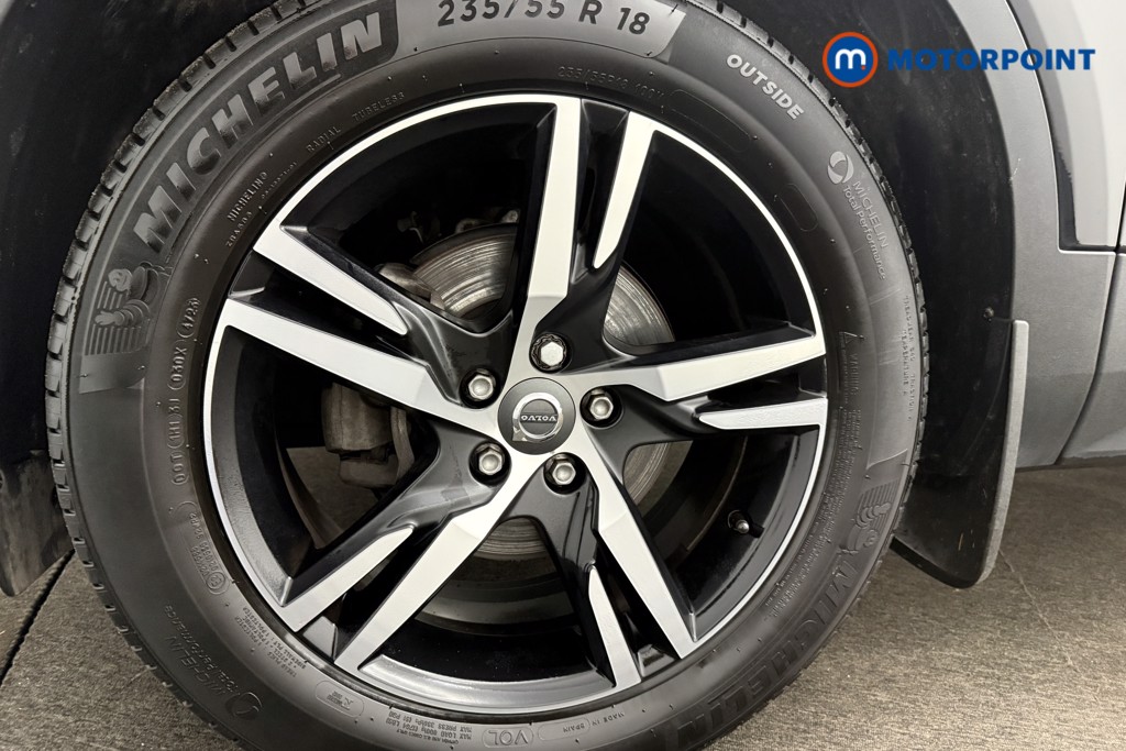 Volvo Xc40 R Design Manual Petrol SUV - Stock Number (1593737) - 12th supplementary image