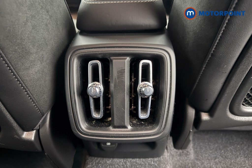 Volvo Xc40 R Design Manual Petrol SUV - Stock Number (1593737) - 21st supplementary image