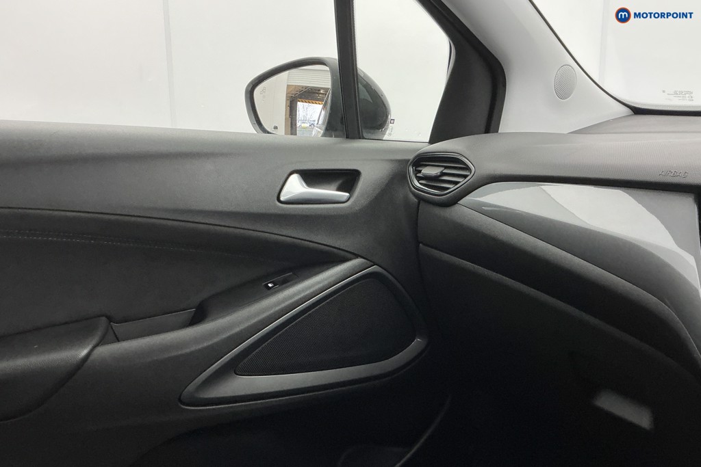 Vauxhall Crossland Ultimate Automatic Petrol SUV - Stock Number (1595665) - 25th supplementary image