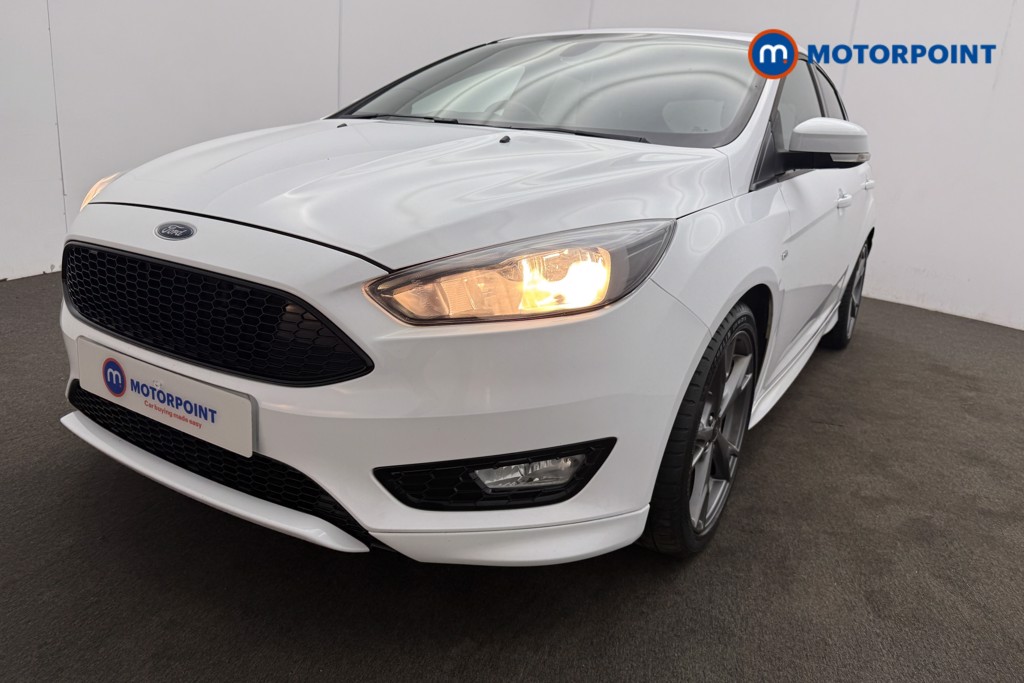 Ford Focus St-Line X Manual Petrol Hatchback - Stock Number (1595730) - 23rd supplementary image