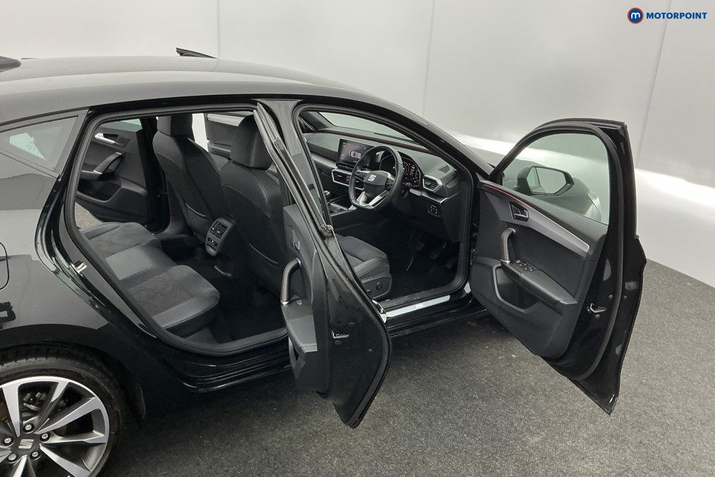 Seat Leon Fr Sport Manual Petrol Hatchback - Stock Number (1595879) - 6th supplementary image