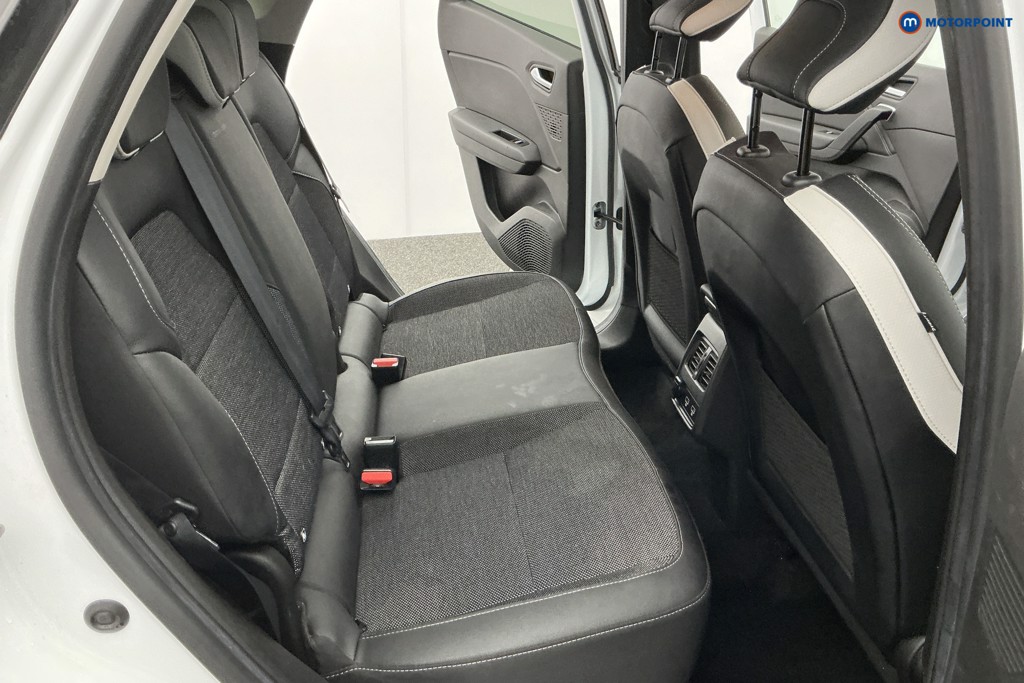 Renault Captur Techno Automatic Petrol Plug-In Hybrid SUV - Stock Number (1597319) - 7th supplementary image