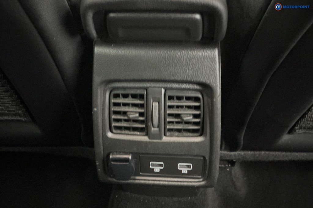 Renault Captur Techno Automatic Petrol Plug-In Hybrid SUV - Stock Number (1597319) - 16th supplementary image