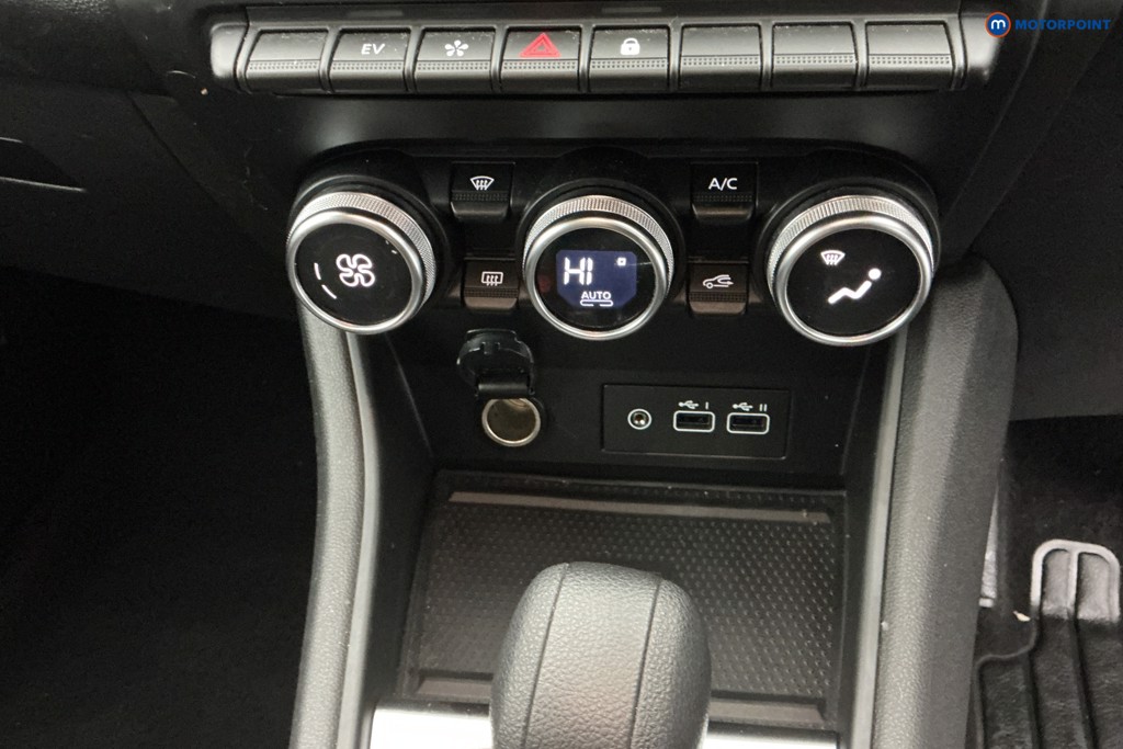 Renault Captur Techno Automatic Petrol Plug-In Hybrid SUV - Stock Number (1597319) - 22nd supplementary image