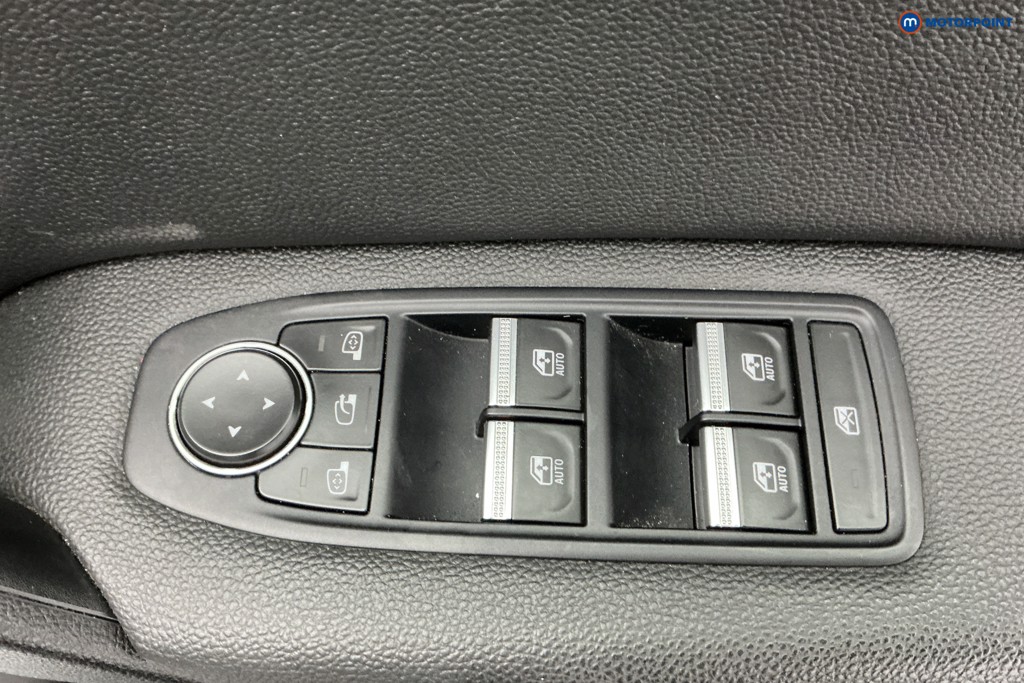 Renault Captur Techno Automatic Petrol Plug-In Hybrid SUV - Stock Number (1597319) - 28th supplementary image