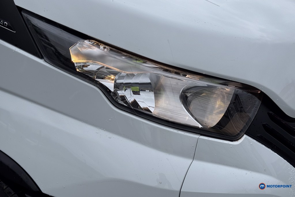 Iveco Daily Business Manual Diesel High Volume-High Roof Van - Stock Number (1597428) - 8th supplementary image