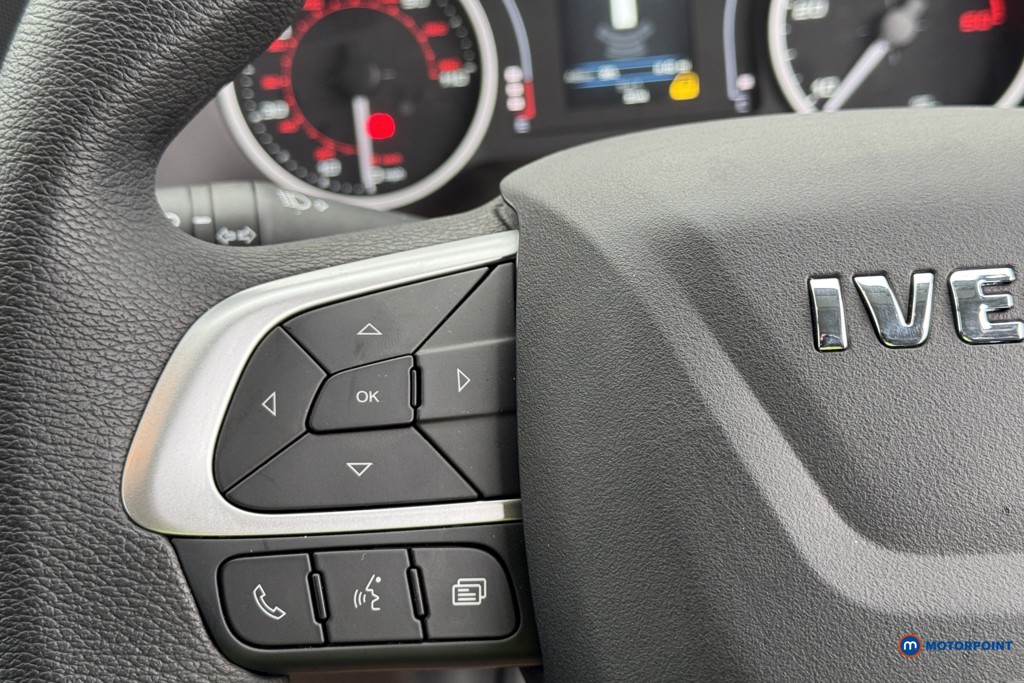 Iveco Daily Business Manual Diesel High Volume-High Roof Van - Stock Number (1597428) - 18th supplementary image