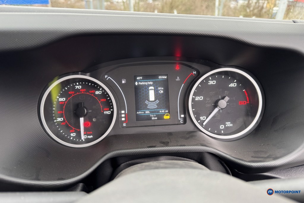 Iveco Daily Business Manual Diesel High Volume-High Roof Van - Stock Number (1597428) - 19th supplementary image