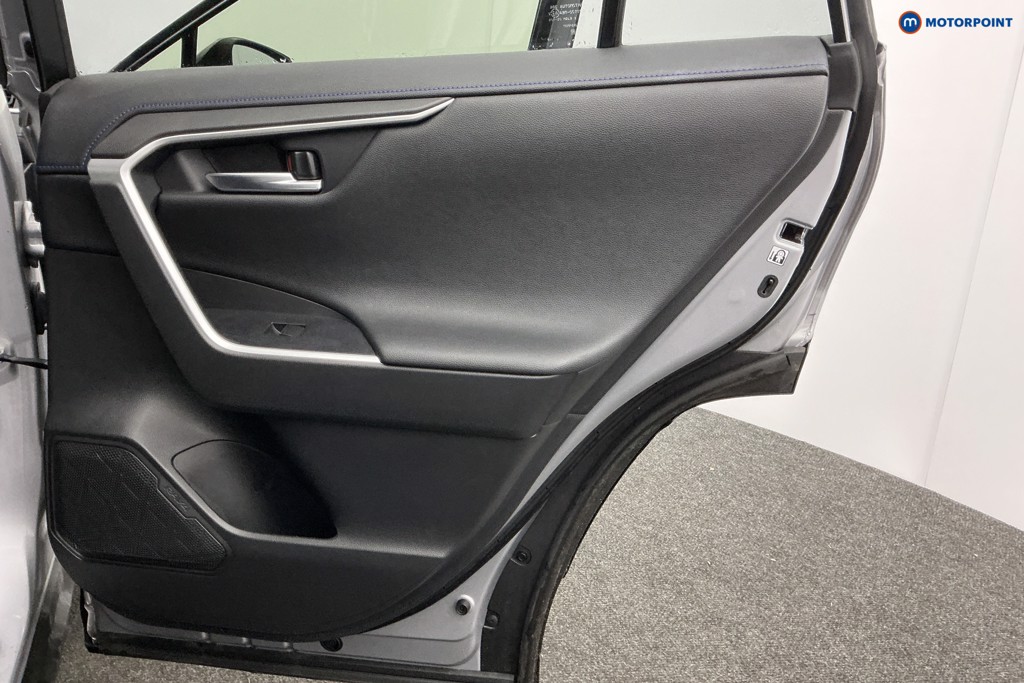 Toyota Rav4 Dynamic Automatic Petrol-Electric Hybrid SUV - Stock Number (1597690) - 33rd supplementary image