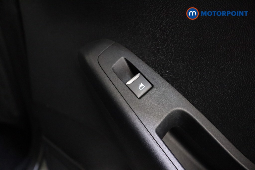 Ford Fiesta St-Line Edition Manual Petrol Hatchback - Stock Number (1598140) - 17th supplementary image