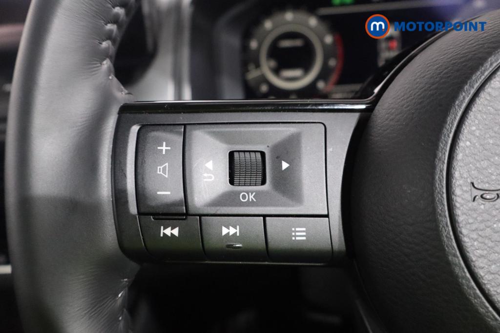 Nissan Qashqai N-Connecta Manual Petrol SUV - Stock Number (1598633) - 6th supplementary image