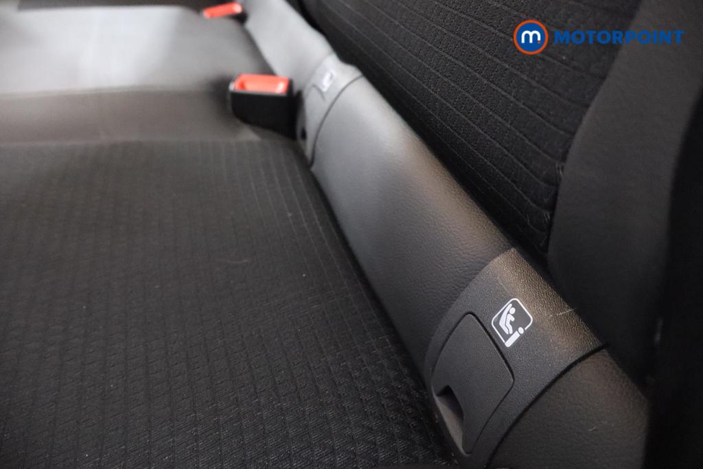 Nissan Qashqai N-Connecta Manual Petrol SUV - Stock Number (1598633) - 14th supplementary image