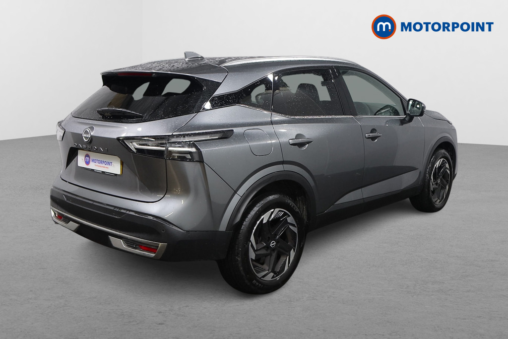 Nissan Qashqai N-Connecta Manual Petrol SUV - Stock Number (1598633) - Drivers side rear corner