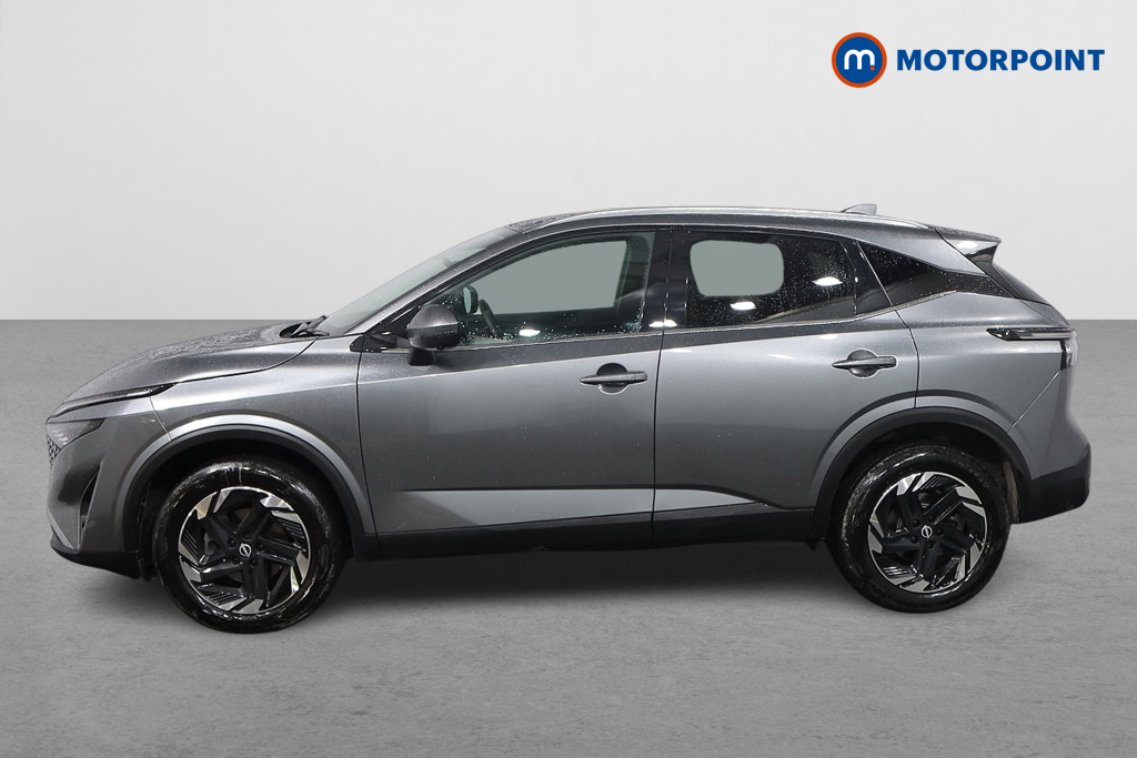 Nissan Qashqai N-Connecta Manual Petrol SUV - Stock Number (1598633) - Passenger side