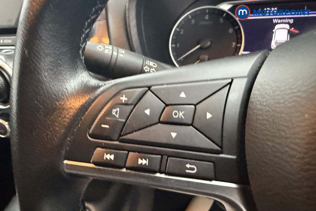 Nissan Juke N-Connecta Manual Petrol SUV - Stock Number (1598687) - 3rd supplementary image