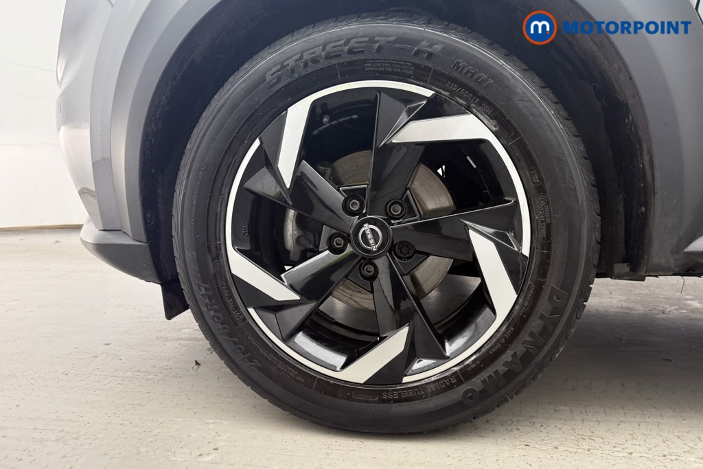 Nissan Juke N-Connecta Manual Petrol SUV - Stock Number (1598687) - 25th supplementary image