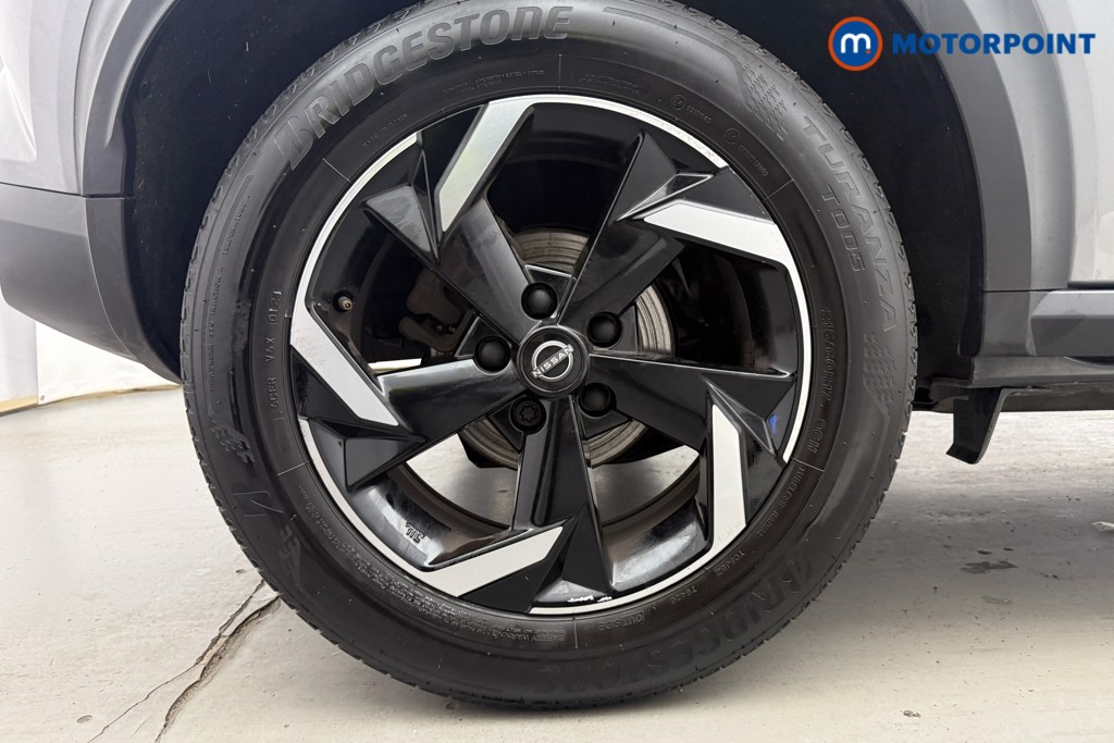Nissan Juke N-Connecta Manual Petrol SUV - Stock Number (1598687) - 27th supplementary image