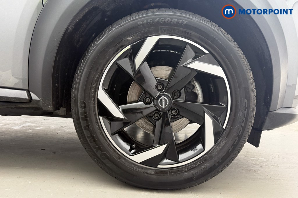 Nissan Juke N-Connecta Manual Petrol SUV - Stock Number (1598687) - 28th supplementary image