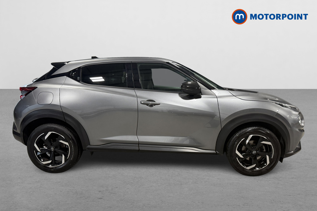 Nissan Juke N-Connecta Manual Petrol SUV - Stock Number (1598687) - Drivers side