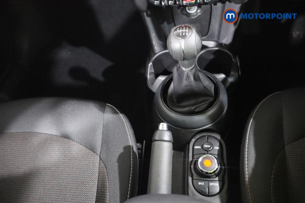 Mini Hatchback Cooper Classic Manual Petrol Hatchback - Stock Number (1599150) - 3rd supplementary image