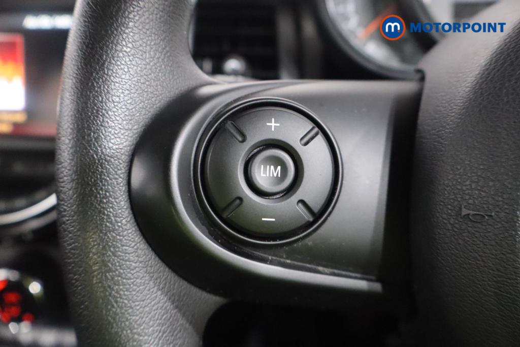 Mini Hatchback Cooper Classic Manual Petrol Hatchback - Stock Number (1599150) - 6th supplementary image