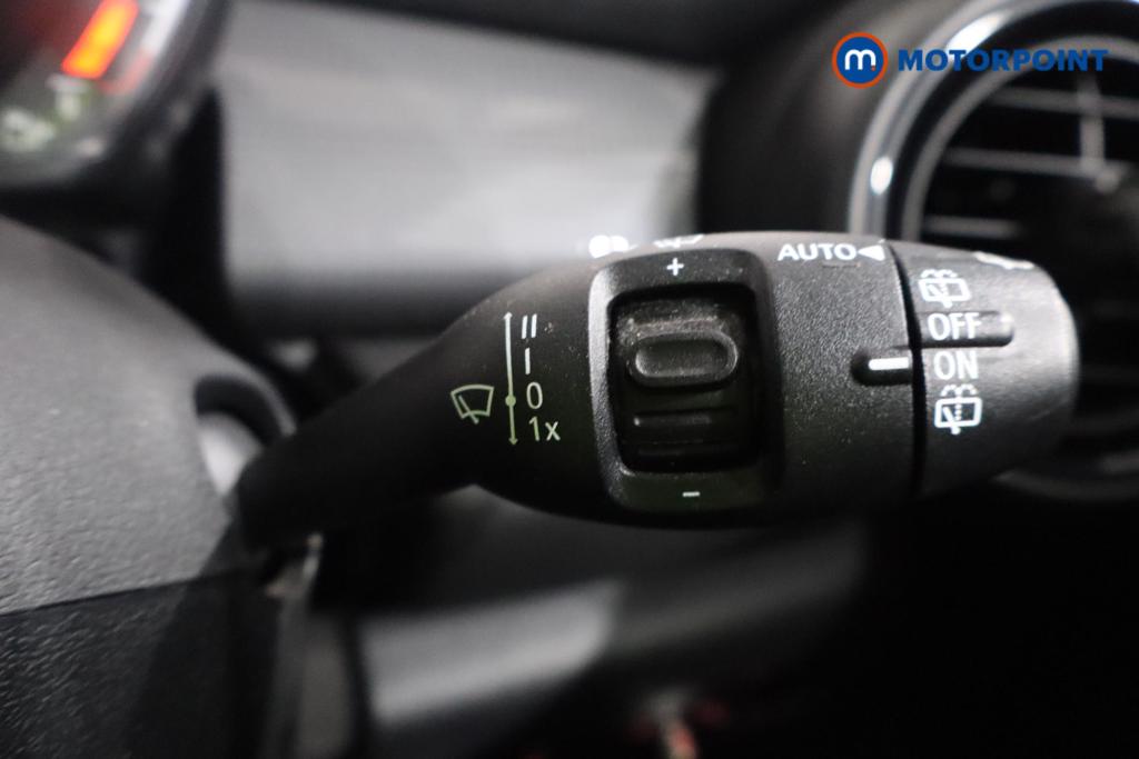 Mini Hatchback Cooper Classic Manual Petrol Hatchback - Stock Number (1599150) - 9th supplementary image