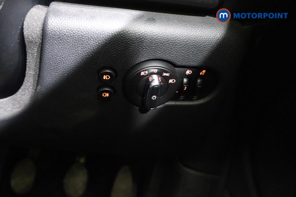 Mini Hatchback Cooper Classic Manual Petrol Hatchback - Stock Number (1599150) - 10th supplementary image