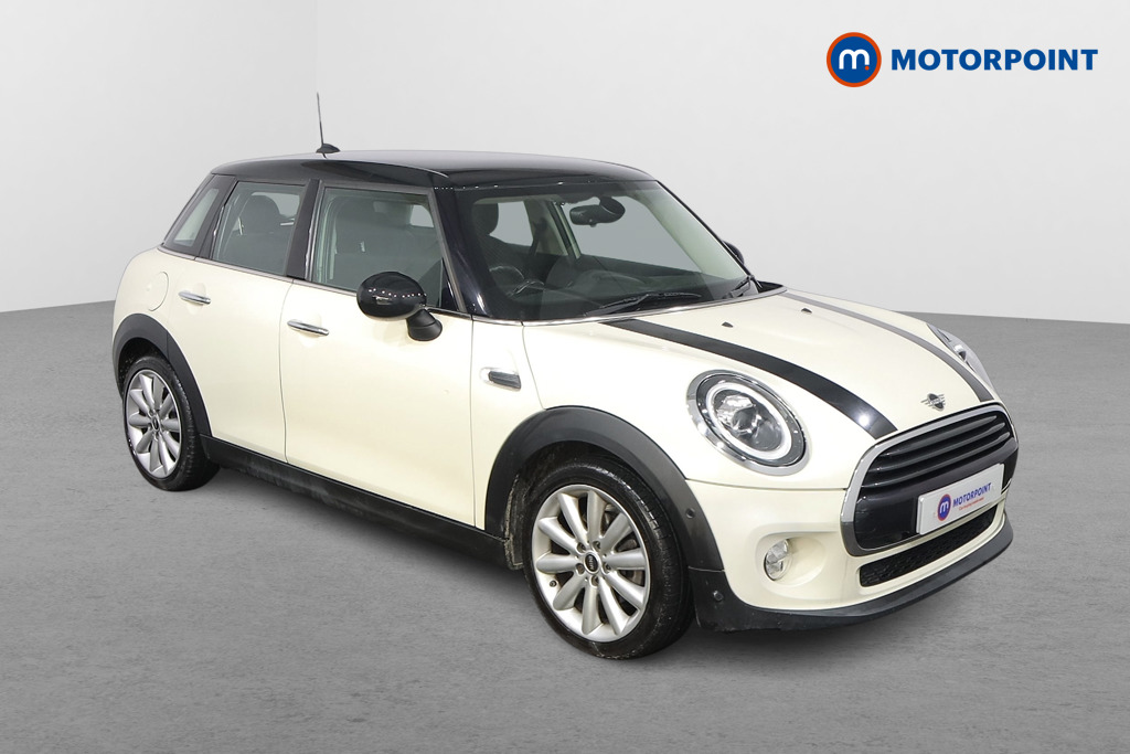 Mini Hatchback Cooper Classic Manual Petrol Hatchback - Stock Number (1599150) - Drivers side front corner