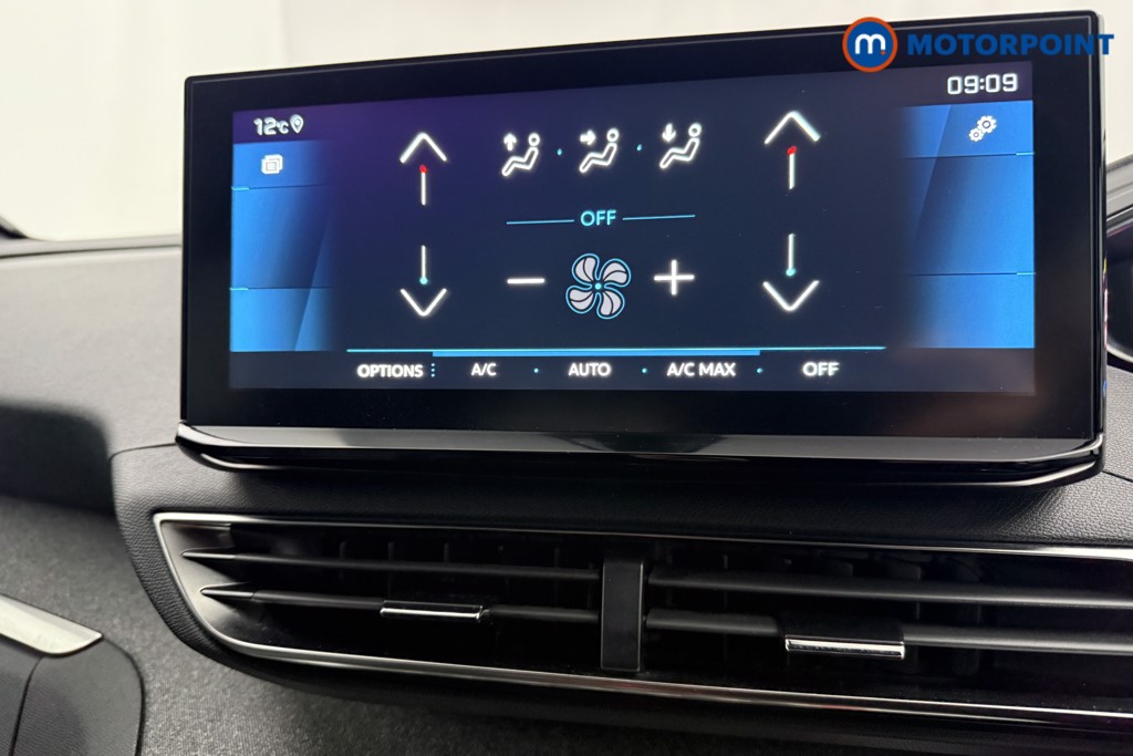 Peugeot 3008 Allure Premium-Plus Automatic Petrol SUV - Stock Number (1599233) - 7th supplementary image